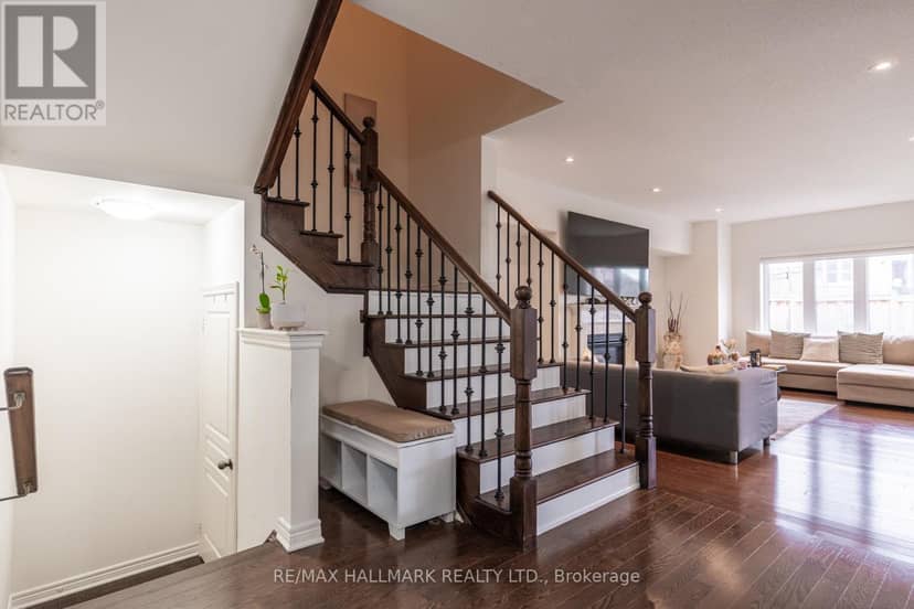 278 Sharon Creek Drive — photo 19 of 40