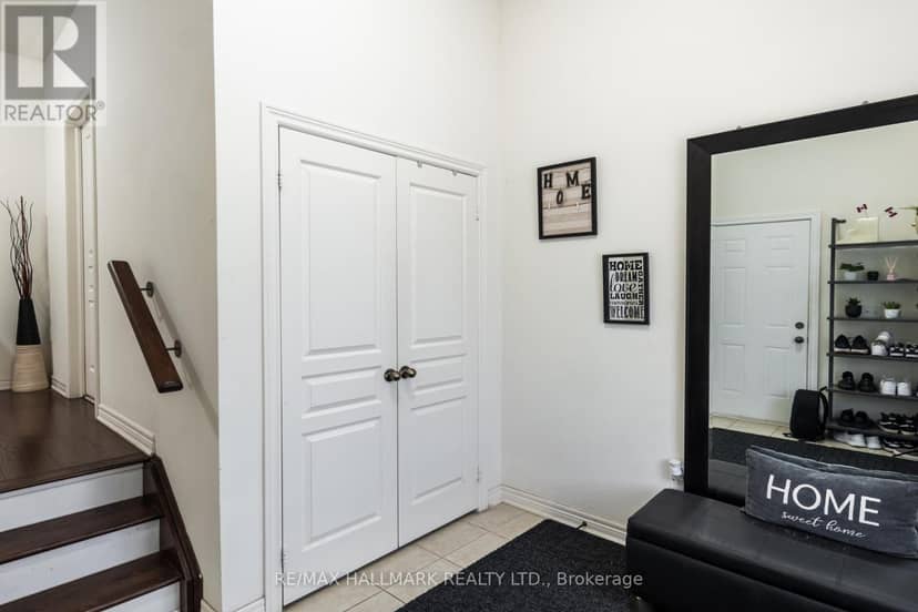 278 Sharon Creek Drive, East Gwillimbury, photo 3
