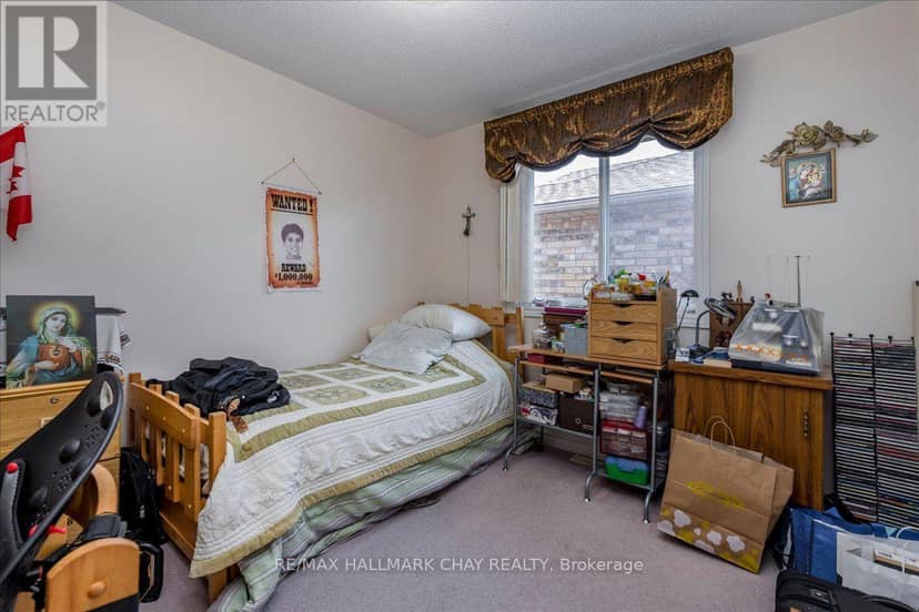 245 Pringle Drive — photo 16 of 25