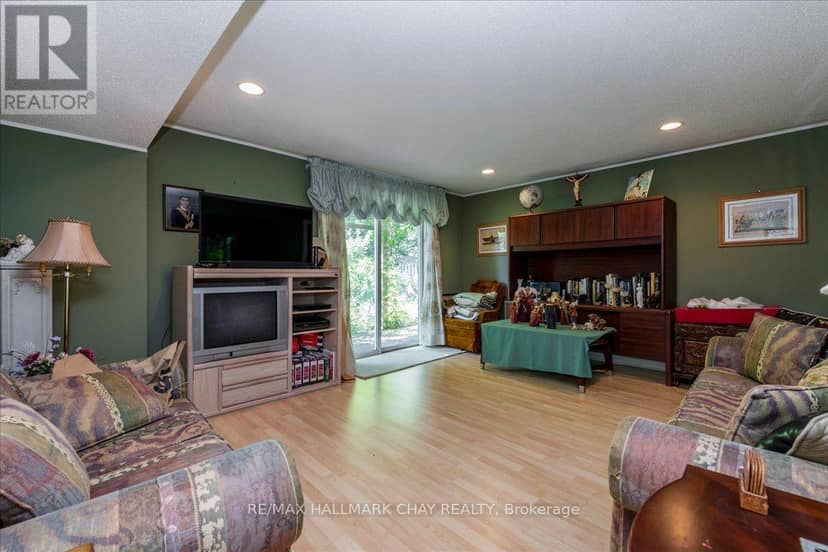 245 Pringle Drive — photo 19 of 25