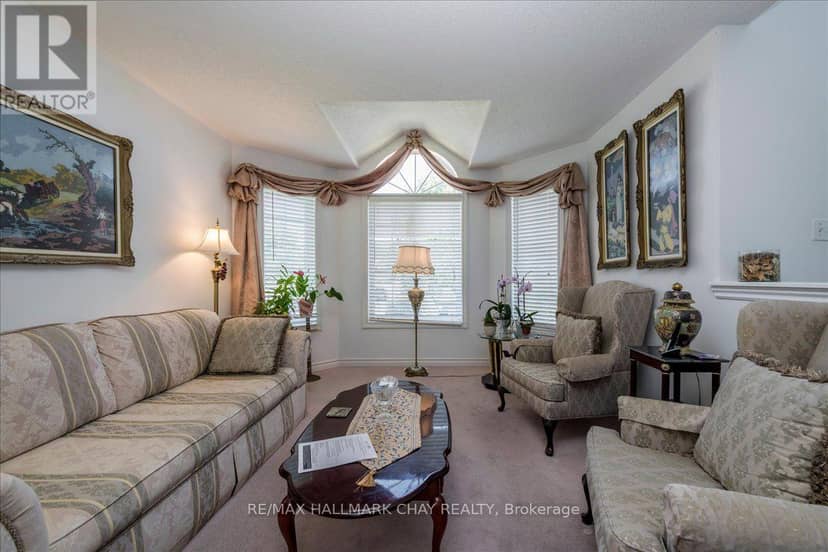 245 Pringle Drive — photo 5 of 25