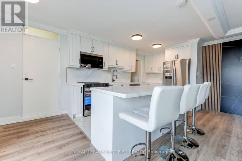 301 - 3170 Kirwin Avenue, Mississauga, photo 7
