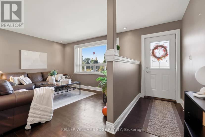 660 Wickens Avenue, Burlington, photo 4