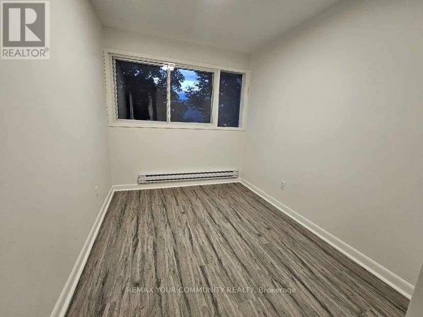 161 - 70 Driftwood Avenue — photo 11 of 21