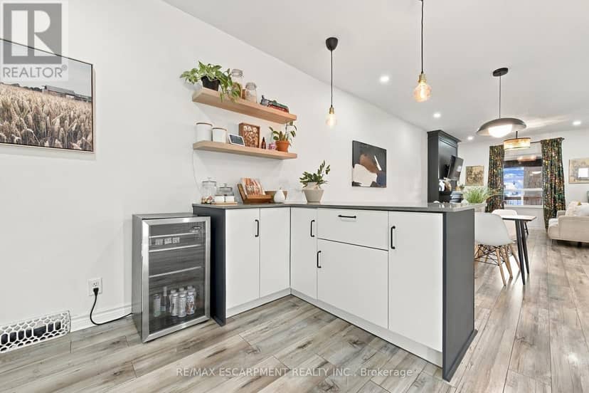 48 Francis Street — photo 15 of 30