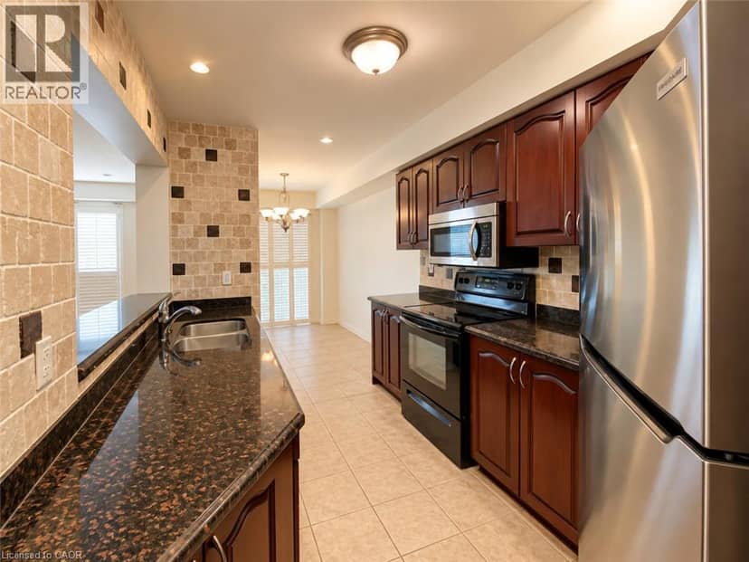 69 CEDARVILLE Drive — photo 3 of 15