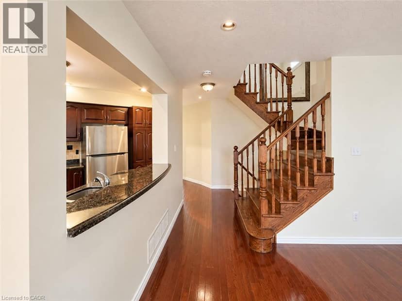 69 CEDARVILLE Drive — photo 7 of 15