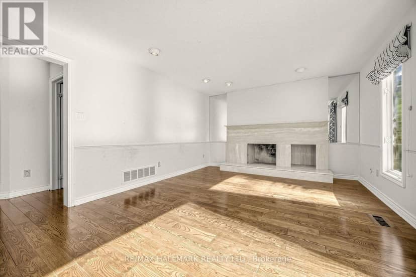 25 Cygnus Drive — photo 9 of 40