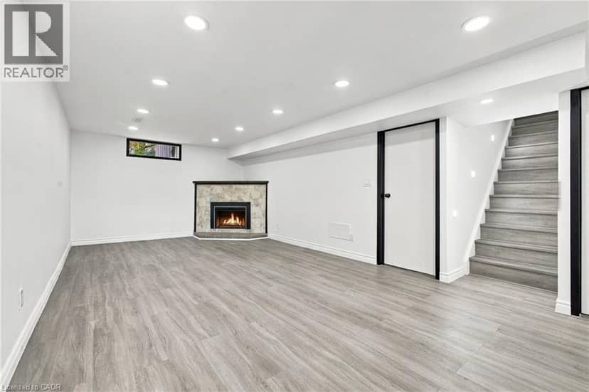 246 HILLCREST Road — photo 31 of 40