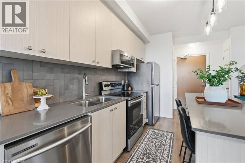 1105 LEGER Way Unit# 424 — photo 9 of 40