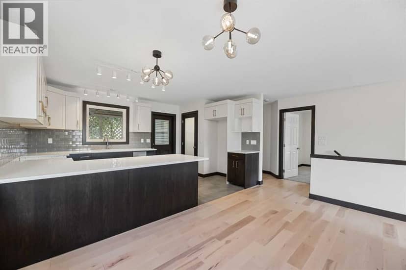 1525 Mary Place, Didsbury, photo 8
