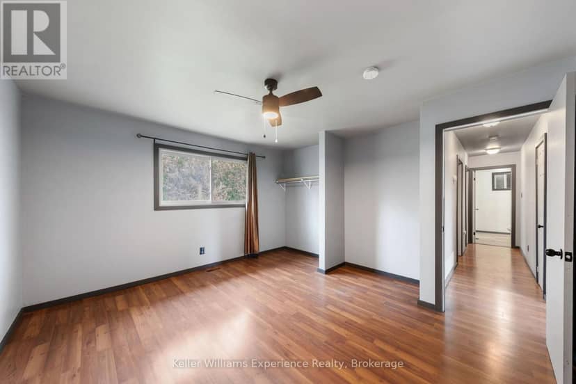 706 Simcoe Avenue — photo 14 of 40