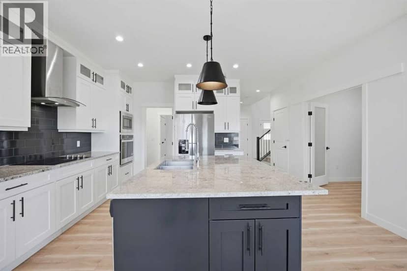110 Baysprings Gardens SW — photo 11 of 40