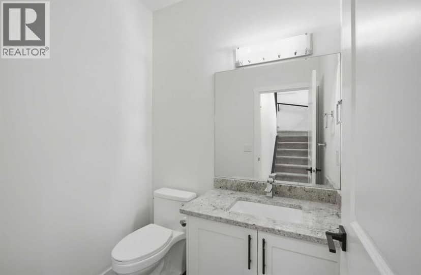 110 Baysprings Gardens SW, Airdrie, photo 8