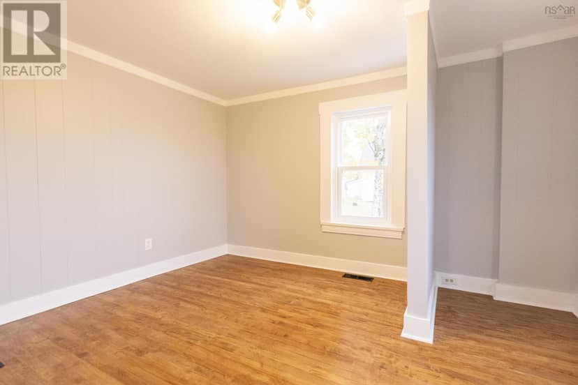 56 Victoria Street — photo 16 of 40