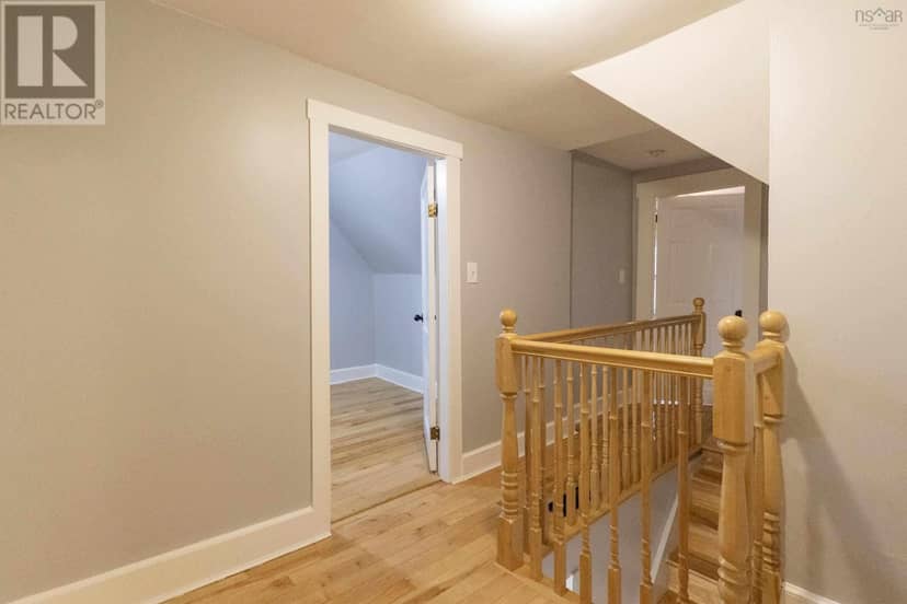 56 Victoria Street — photo 27 of 40