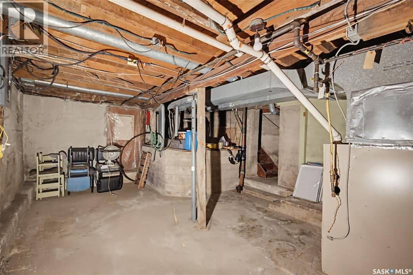 213 Main Street — photo 21 of 40