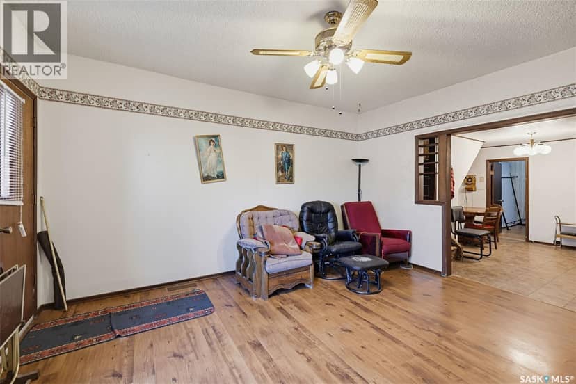 213 Main Street — photo 5 of 40