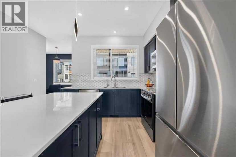 401, 81 Midtown Boulevard SW — photo 13 of 40