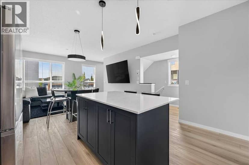 401, 81 Midtown Boulevard SW — photo 14 of 40