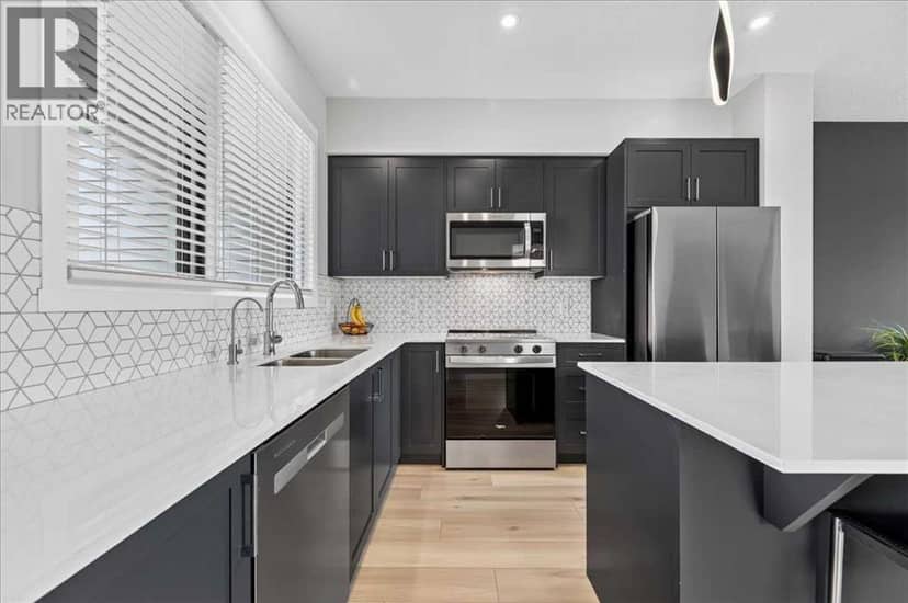 401, 81 Midtown Boulevard SW — photo 16 of 40