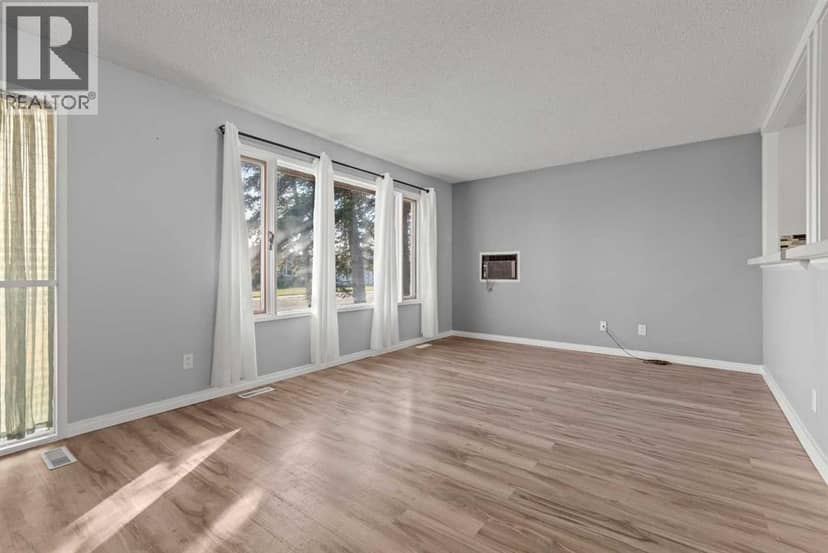 602 Royal Drive, Trochu, photo 8