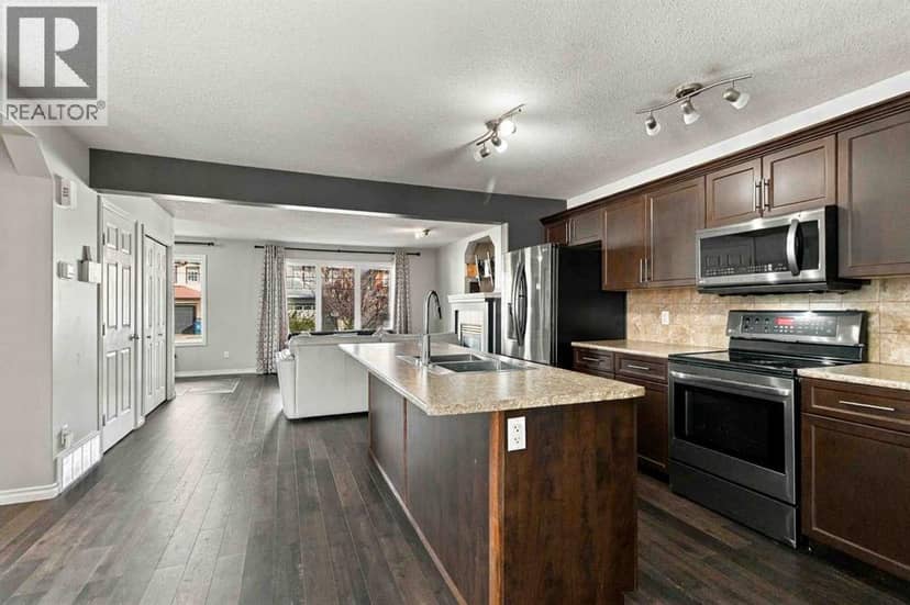 132 Fireweed Crescent — photo 10 of 38