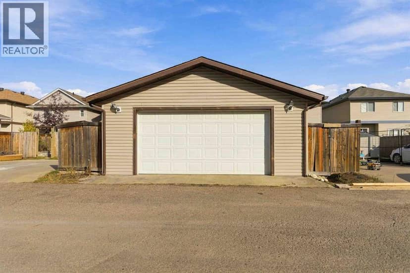 132 Fireweed Crescent, Fort McMurray, photo 2