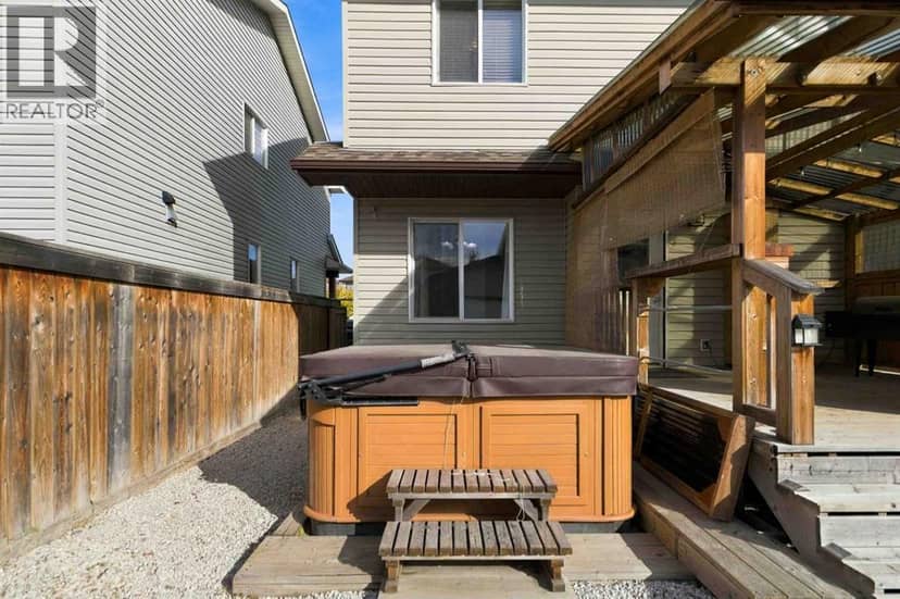 132 Fireweed Crescent — photo 36 of 38