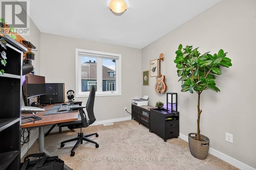 1016 Kijik Crescent — photo 28 of 40