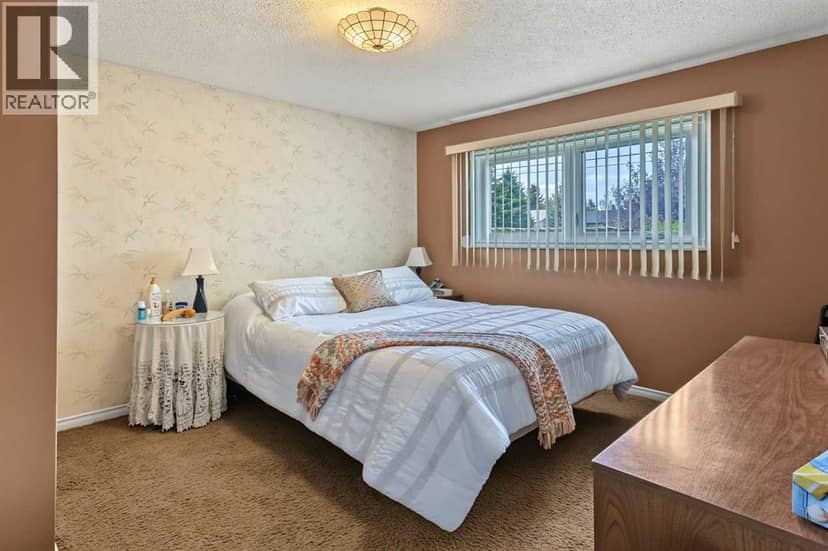 148 Marwood Circle NE — photo 12 of 33