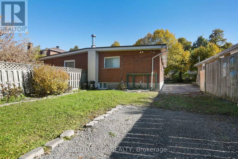 1012 Panet Street, Ottawa, photo 2