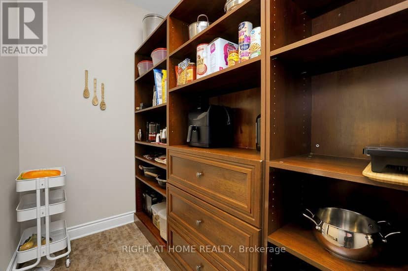 514 Landswood Way — photo 18 of 40