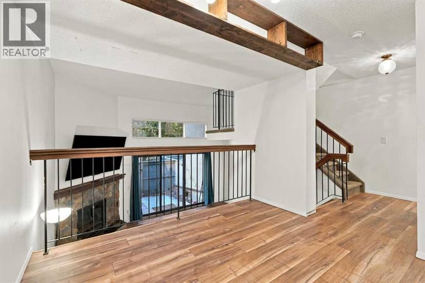 69 Glamis Gardens SW — photo 17 of 40