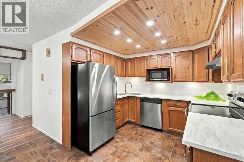 69 Glamis Gardens SW — photo 22 of 40
