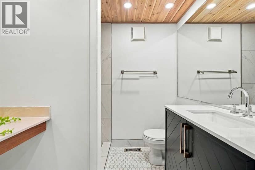 69 Glamis Gardens SW — photo 32 of 40