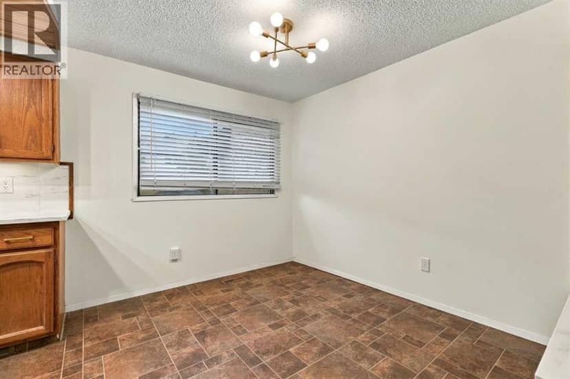 69 Glamis Gardens SW — photo 20 of 40