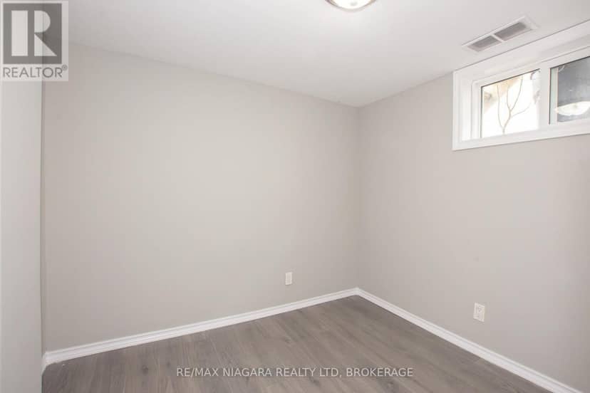 4 Manchester Avenue — photo 15 of 22