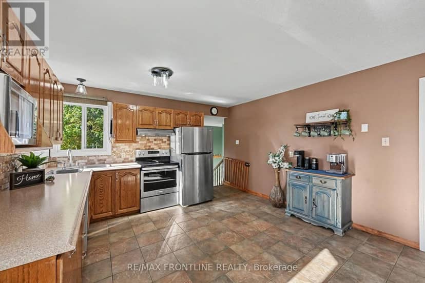 5006 Highway 43 — photo 11 of 31