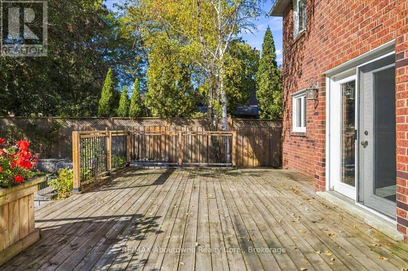 1476 Livery Lane — photo 37 of 40