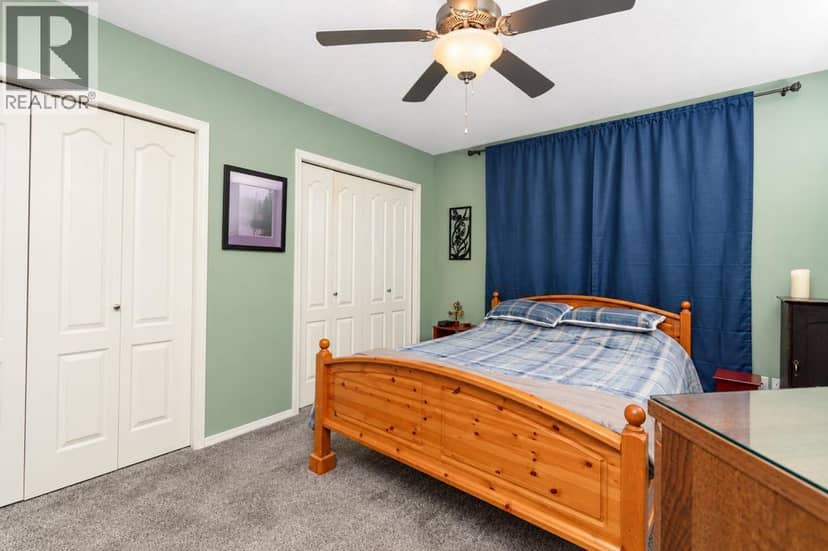 8 Daines Avenue — photo 13 of 40
