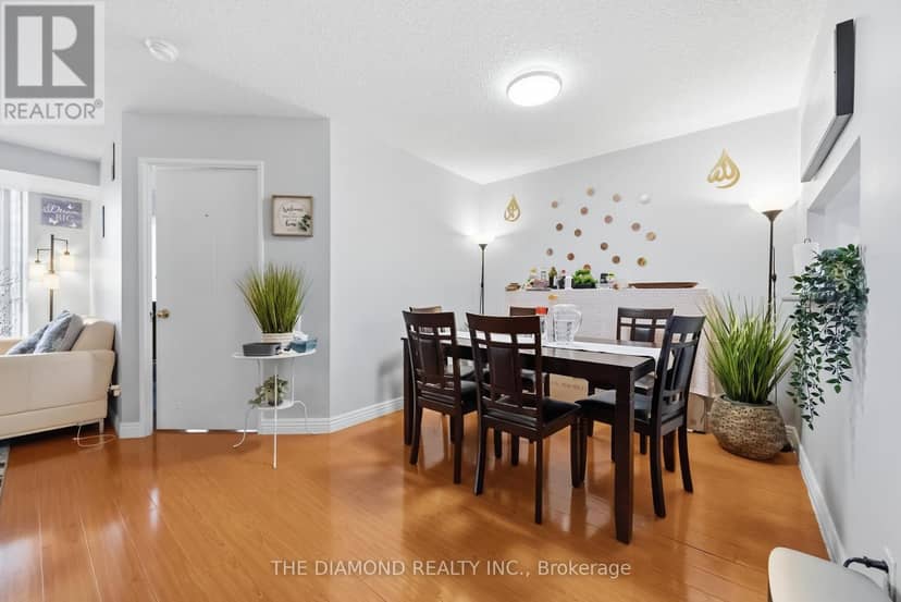816 - 2550 Lawrence Avenue E, Toronto, photo 7