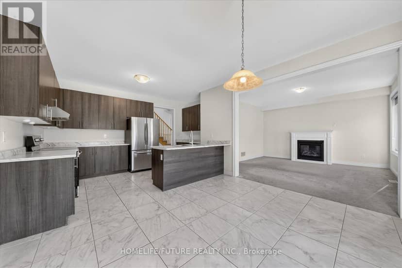 2548 Bandsman Crescent — photo 11 of 37