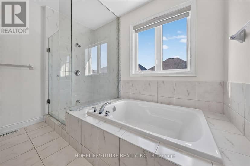 2548 Bandsman Crescent — photo 22 of 37