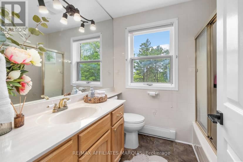 134 Karen Lane — photo 33 of 40