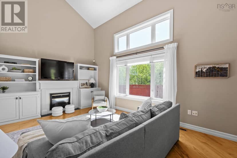 169 Red Fern Terrace, Clayton Park, photo 4