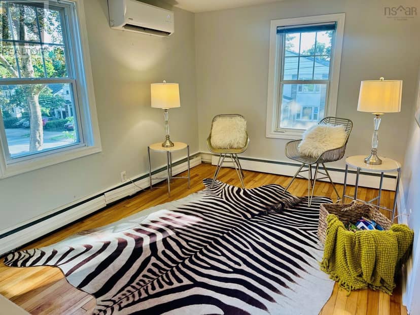 2079 & 2081 Poplar Street — photo 3 of 40