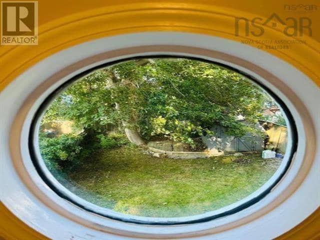 2079 & 2081 Poplar Street — photo 17 of 26