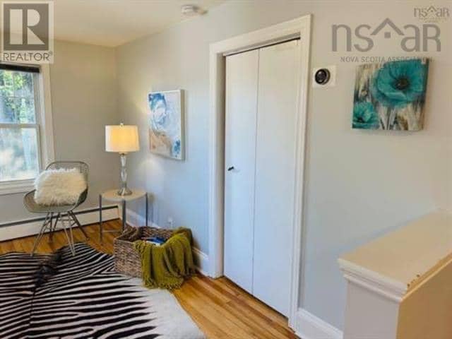 2079 & 2081 Poplar Street — photo 11 of 26