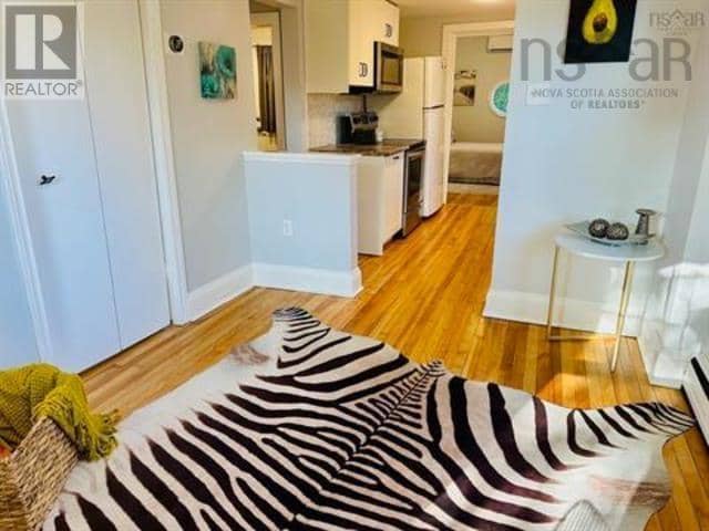 2079 & 2081 Poplar Street — photo 5 of 26